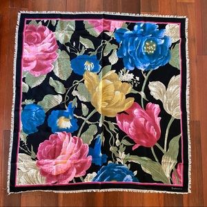 SALDARINI Square Wool Scarf Floral Design Fringe Border